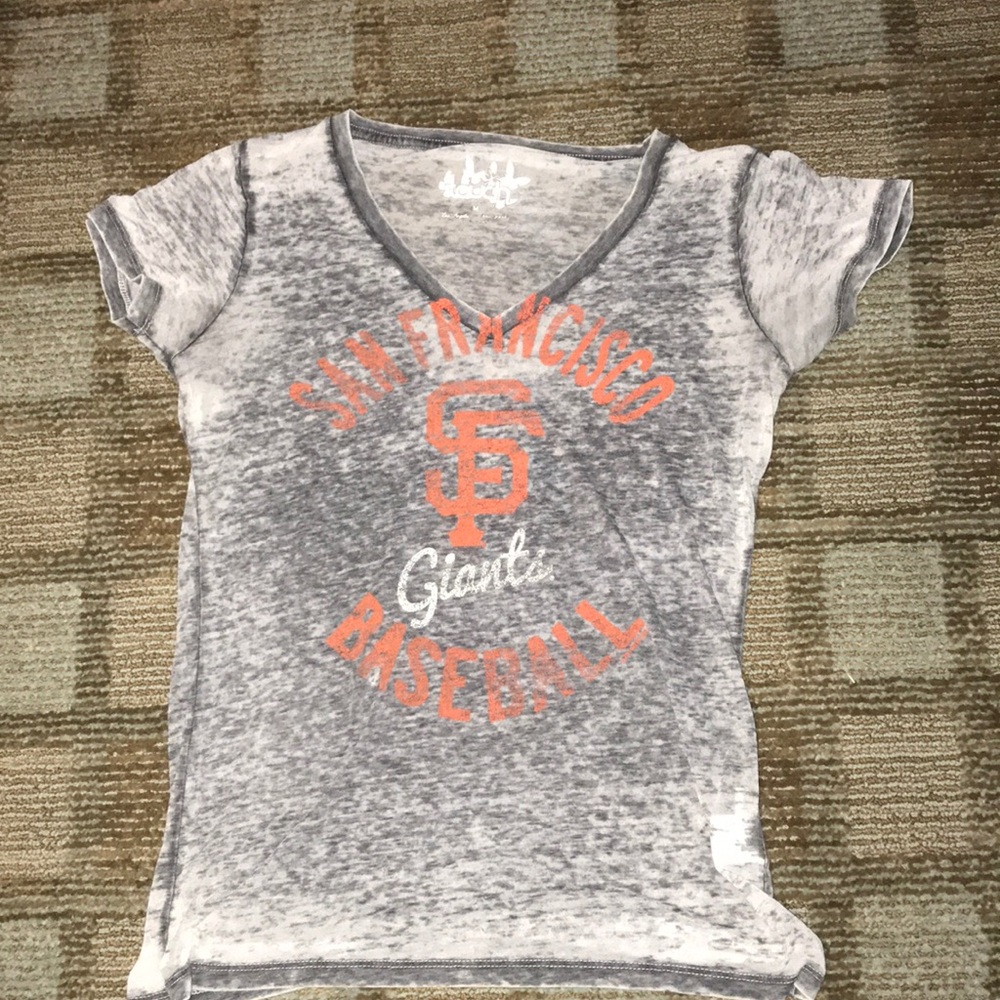 Giants t-shirt